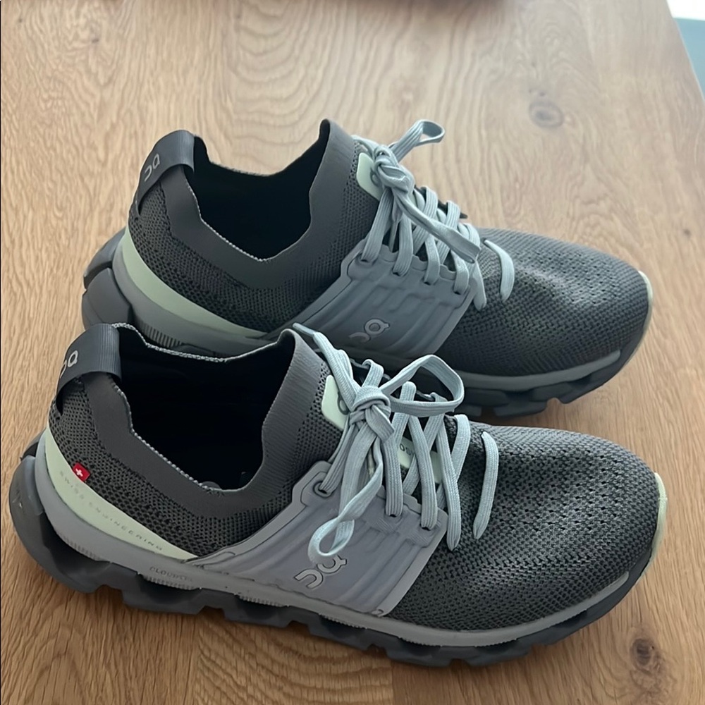On Running Gray Athletic Shoes with Cloud Cushioning